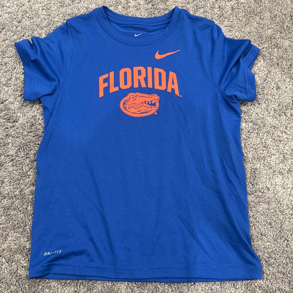 Boys girls Nike Florida Gators t-shirt size 7